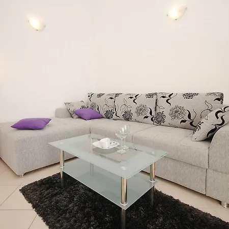 Ljubica Apartamento *